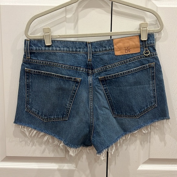 ULLA JOHNSON The Ivy Short in Danube Medium Indigo Wash Size 30 - Picture 2 of 6